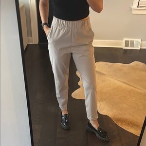 tan artizia weekender pants, size M